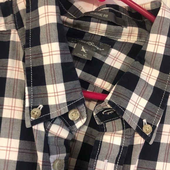 Eddie Bauer Men's Navy and White Checker Plaid Short Sleeve Button Down Shirt XL - Picture 3 of 5